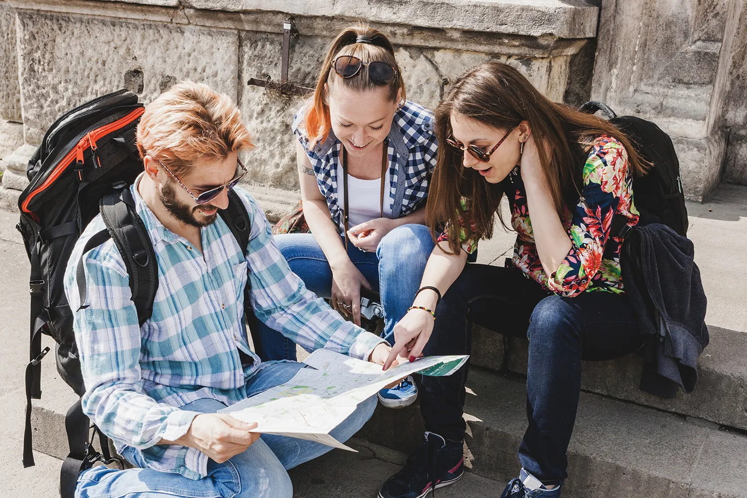youth travel 1025 1